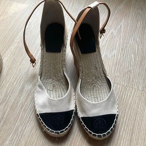 Nearly new Tory Burch espadrilles